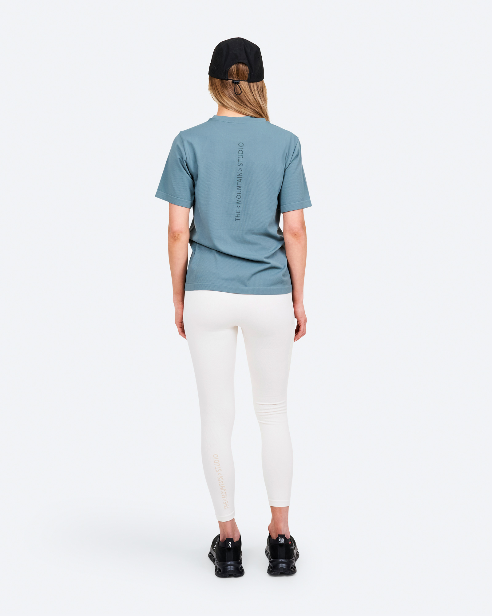 THE MOUNTAIN STUDIO - TECH T-SHIRT W